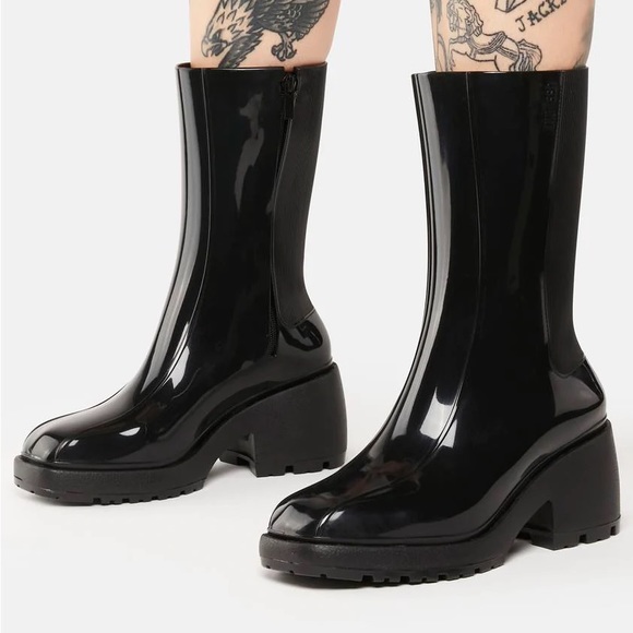 Melissa Black Nancy Boot - Picture 5 of 6